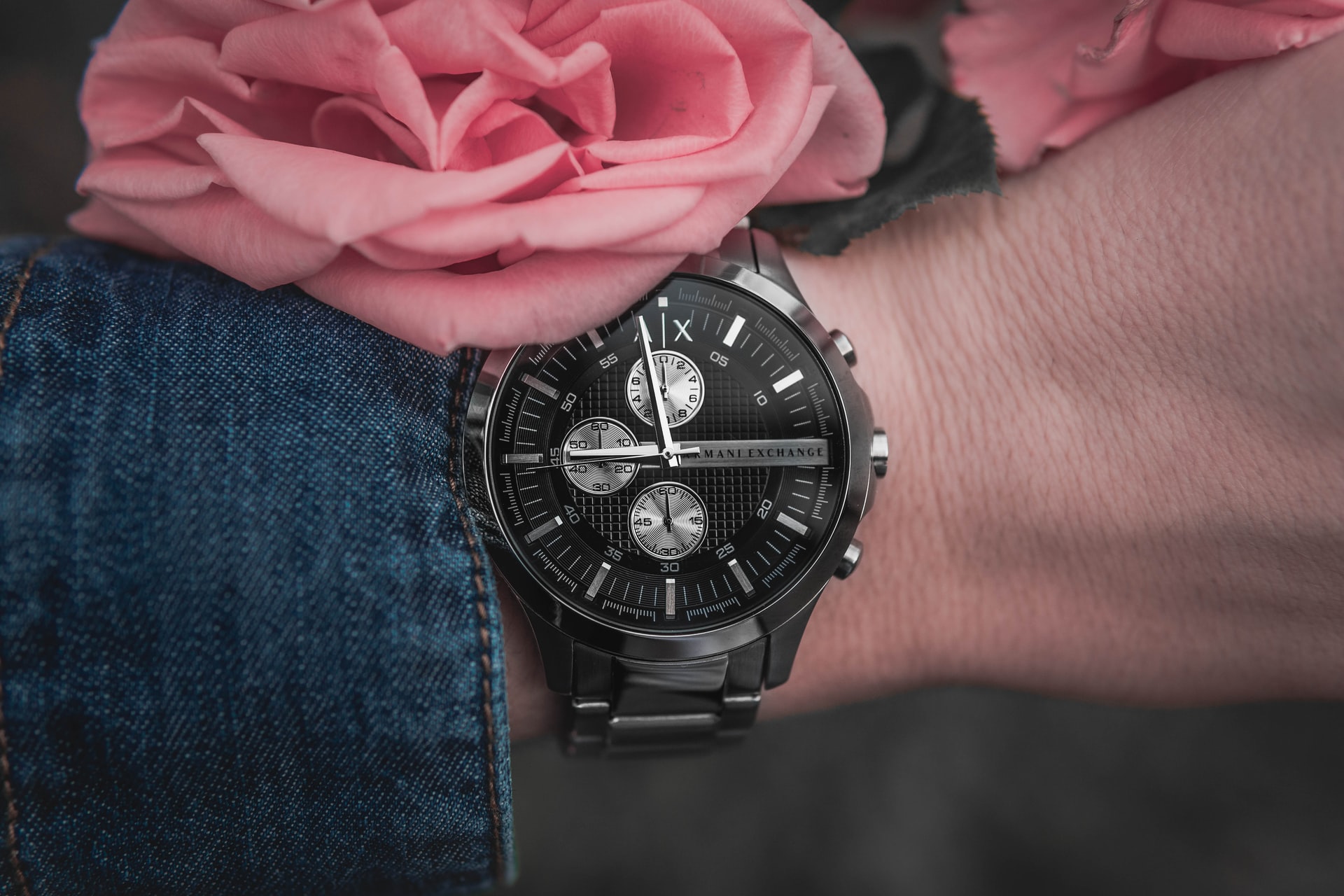Reasons to Buy an Armani Exchange Watch - First Class Watches Blog